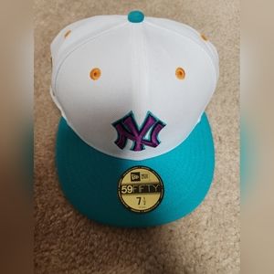 EXCLUSIVE HAT CLUB 59fifty Teal Lime New York Yankees 1999 World Series Patch